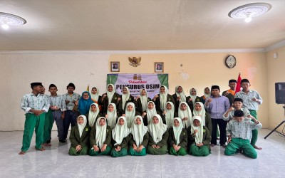 FOR YOU, MA DARUL FALAH! Pengurus OSIS Baru MA Darul Falah Cukir Akhirnya Dilantik!